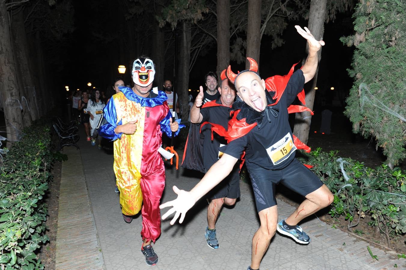 Pablo Ráez, protagonista en la carrera solidaria de Halloween en Marbella