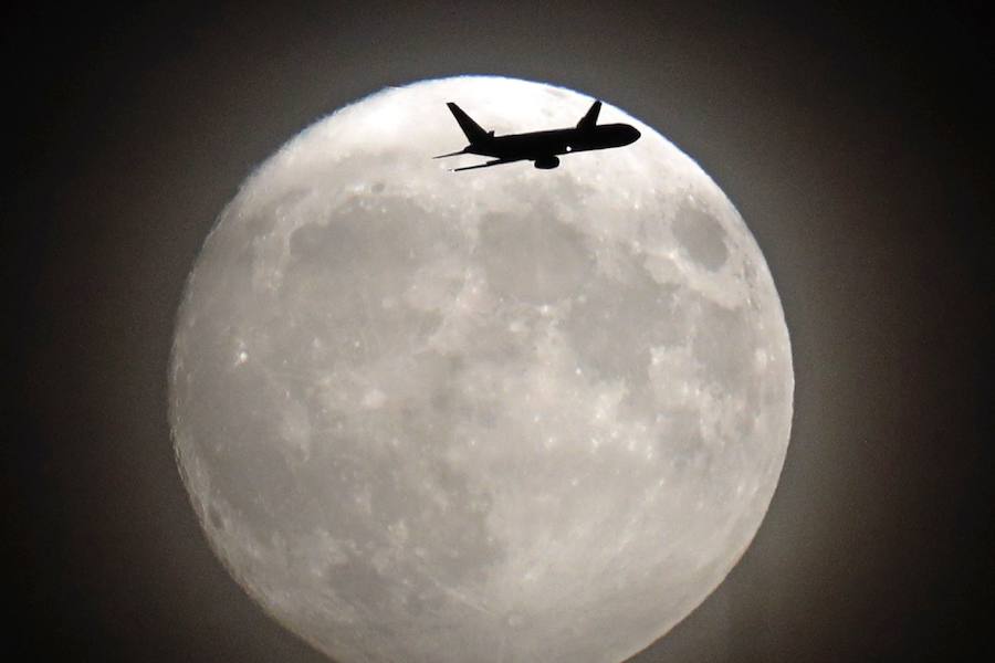 Así se ha visto la Superluna en distintos puntos del mundo