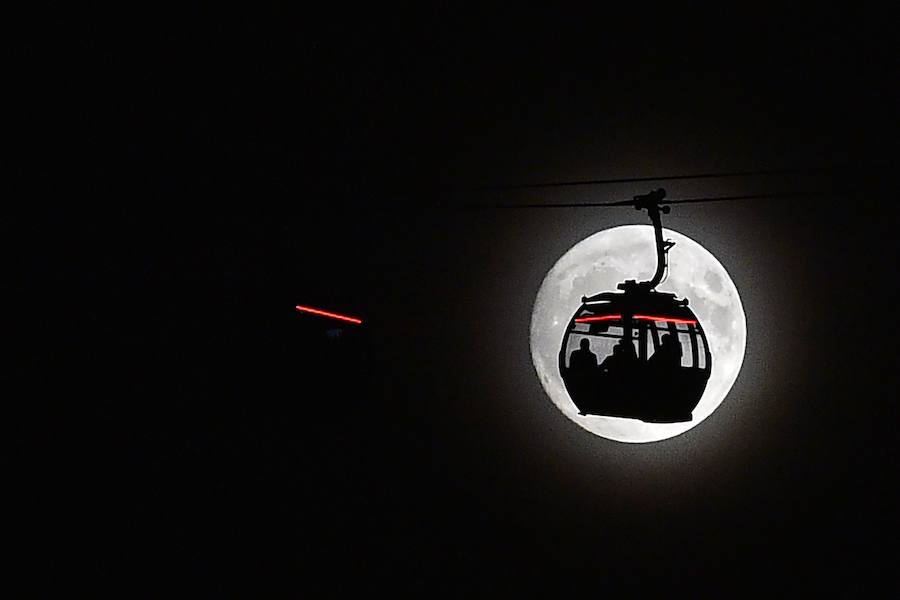 Así se ha visto la Superluna en distintos puntos del mundo