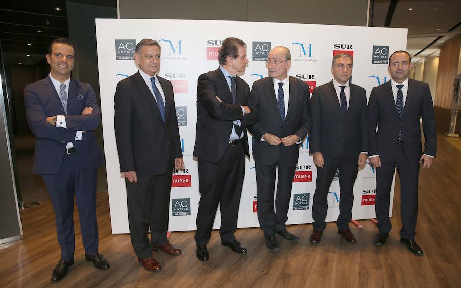 Jorge González, José Luis Romero, Antonio Catalán, Francisco de la Torre, Elías Bendodo y Manuel Castillo, antes del acto celebrado en el AC Málaga Palacio