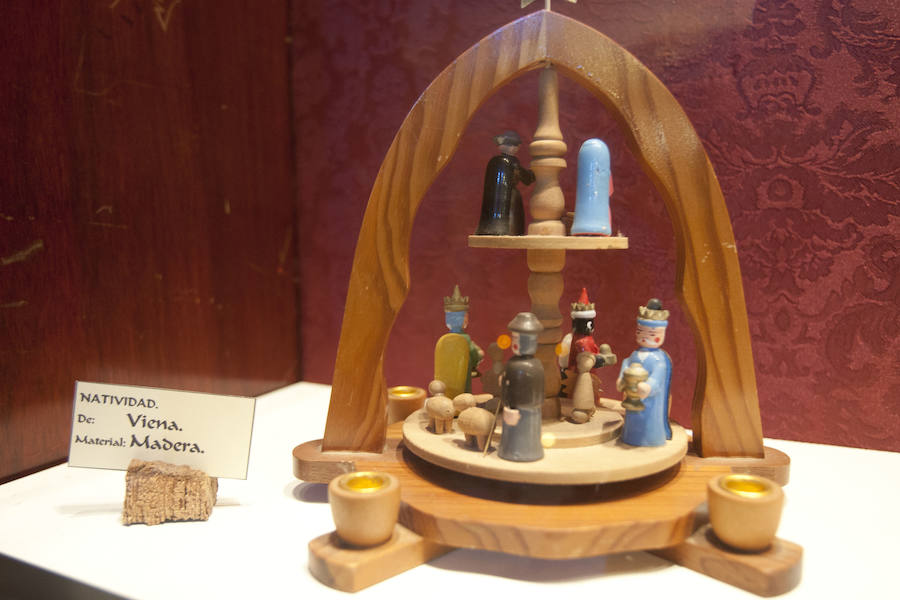 Exposición de belenes de miniatura de la colección de Luis Merino