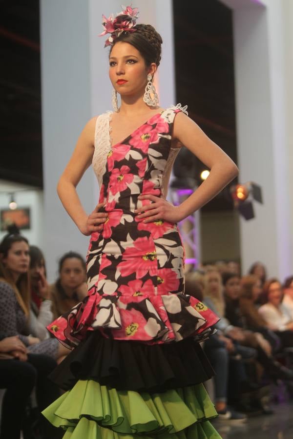 Las mejores fotos del certamen de jóvenes diseñadores de moda flamenca de FIMAF (III)