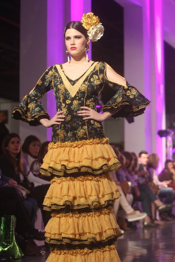 Las mejores fotos del certamen de jóvenes diseñadores de moda flamenca de FIMAF (IV)