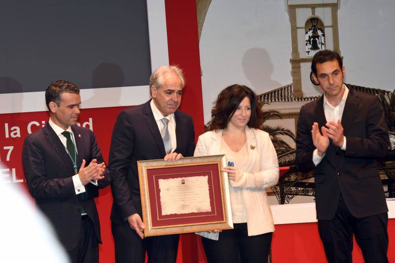 Fotos de la entrega de la Medalla de la Ciudad de Marbella