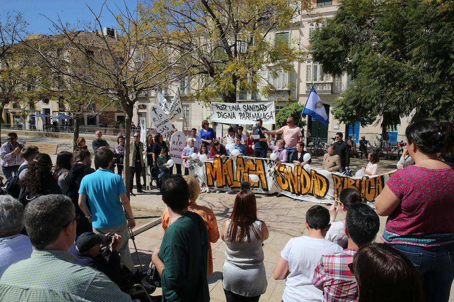 La tercera marcha por la sanidad en Málaga, en imágenes