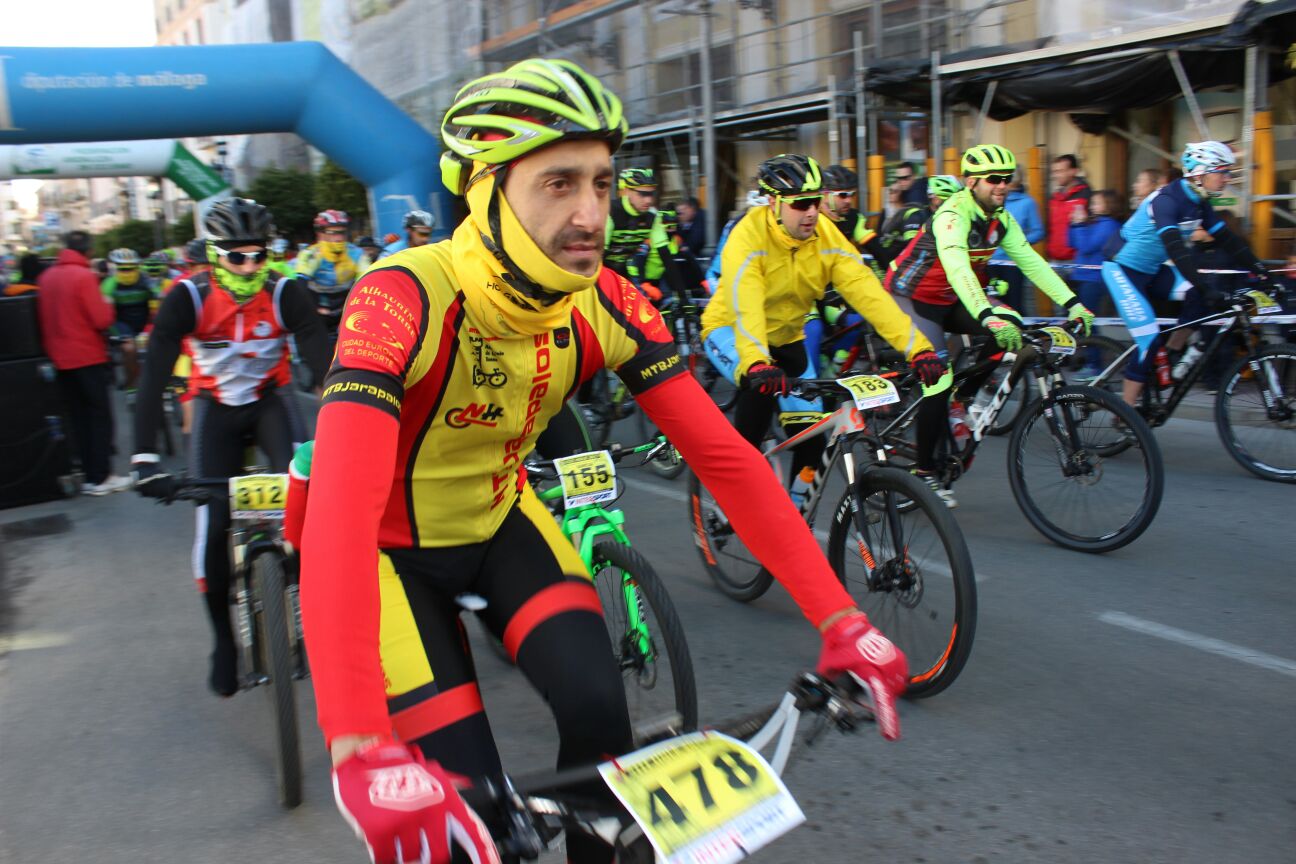 Las mejores fotos de la carrera de agradecimiento a la Legión por los 101 kilómetros