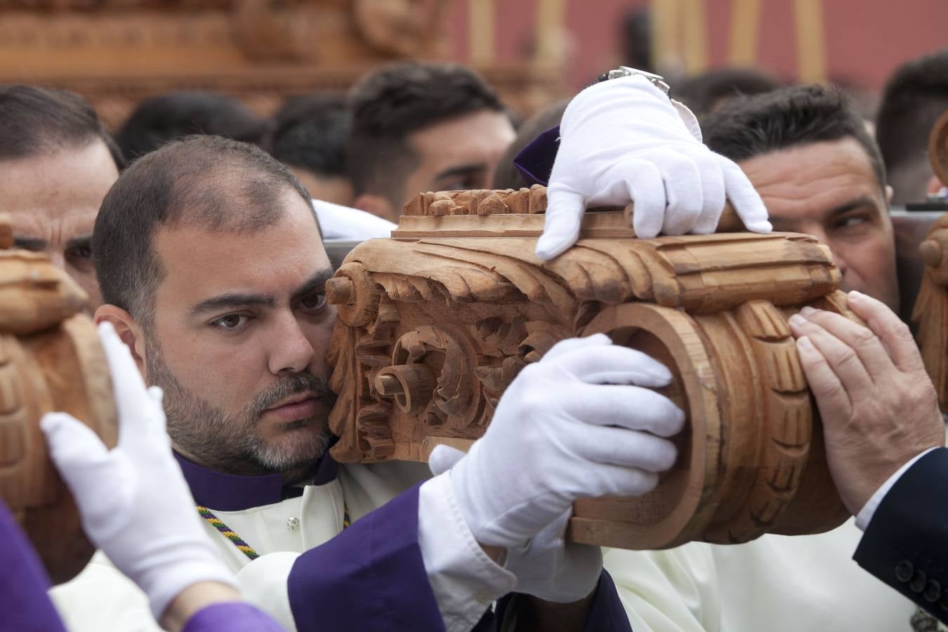 Pollinica sale en procesión por las calles de Málaga 2017