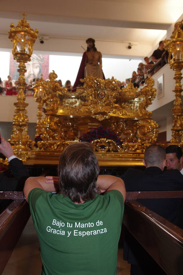 Estudiantes procesiona por Málaga