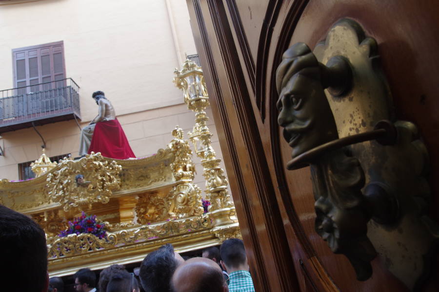 Estudiantes procesiona por Málaga