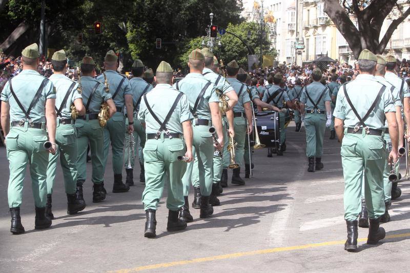 Fotos del desembarco de la Legión en Málaga el Jueves Santo