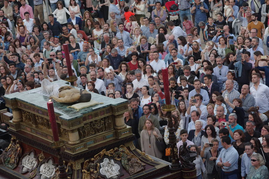 Fotos del Santo Sepulcro en su desfile procesional