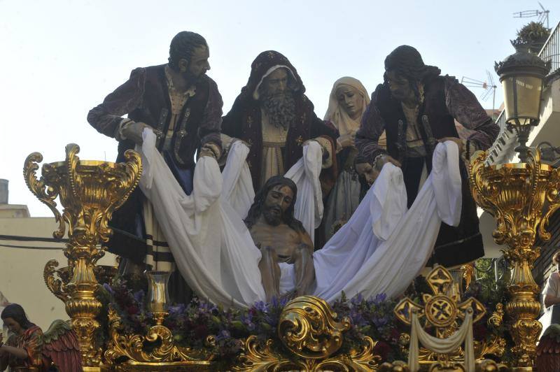 Fotos del Santo Traslado durante su desfile procesional