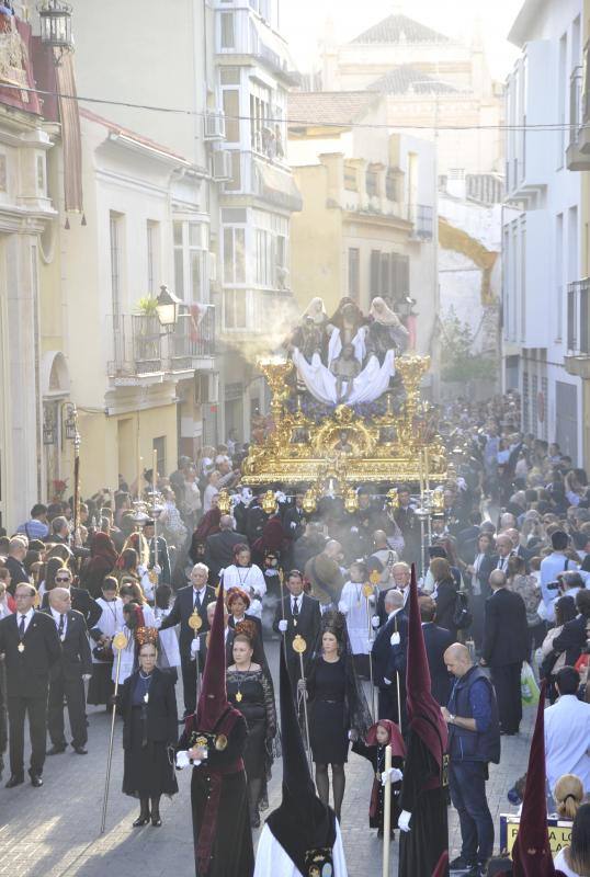 Fotos del Santo Traslado durante su desfile procesional