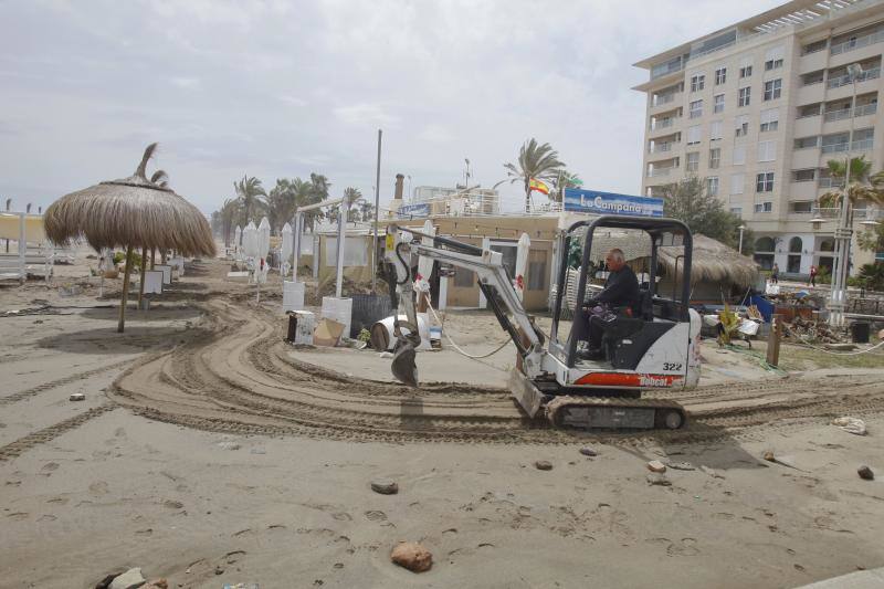 Fotos de los efectos del temporal en las playas de Málaga capital