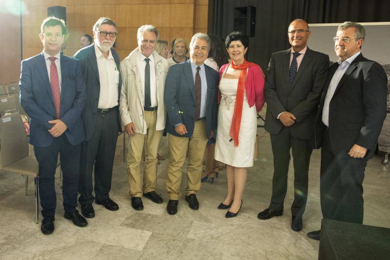 Fotos del coloquio con el consejero andaluz de Salud, Aquilino Alonso