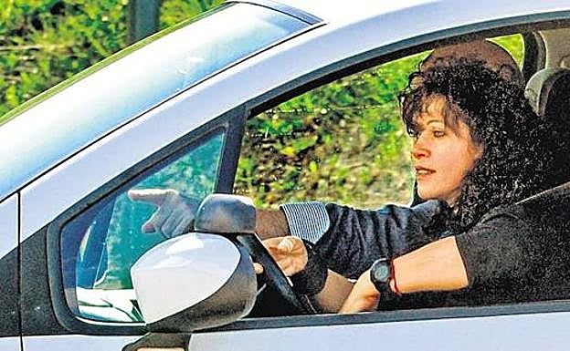 Idoia López Riaño, durante un permiso en el que se sacó el carné de conducir.