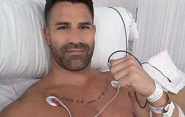 Alejandro Mostazo, conocido como Ale, en el hospital. 