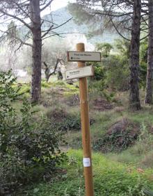 Imagen secundaria 2 - Señalética de los distintos senderos que hay en la zona | Señalización del sendero Marrón | Para hacer este itinerario circular habrá que desviarse por el Sendero Naranja