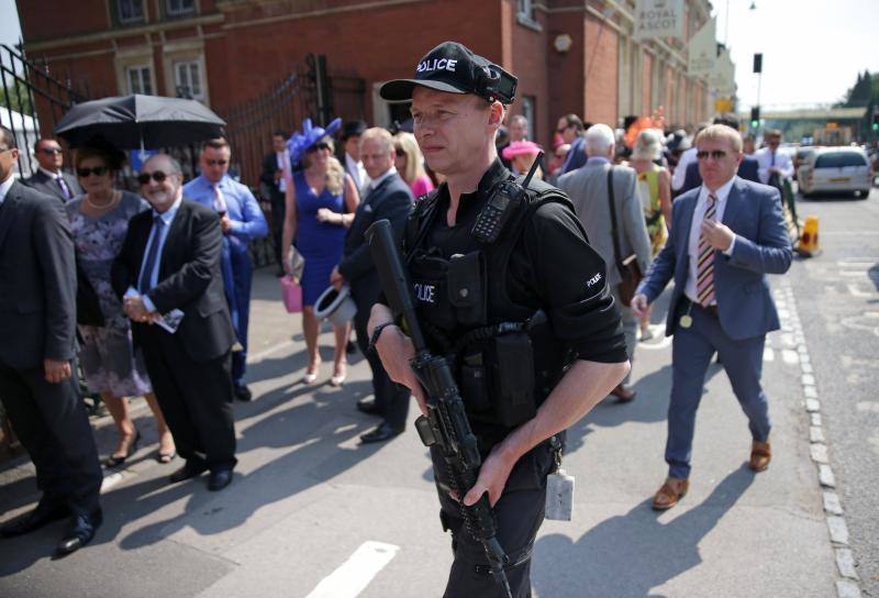 Originales sombreros, pamelas y tocados han vuelto a ser los protagonistas un año más de las carreras de caballos de Ascot, un evento que tampoco se perdieron la Reina Isabel de Inglaterra y Kate Middleton.