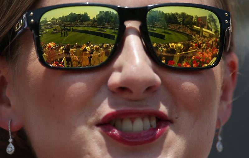 Originales sombreros, pamelas y tocados han vuelto a ser los protagonistas un año más de las carreras de caballos de Ascot, un evento que tampoco se perdieron la Reina Isabel de Inglaterra y Kate Middleton.
