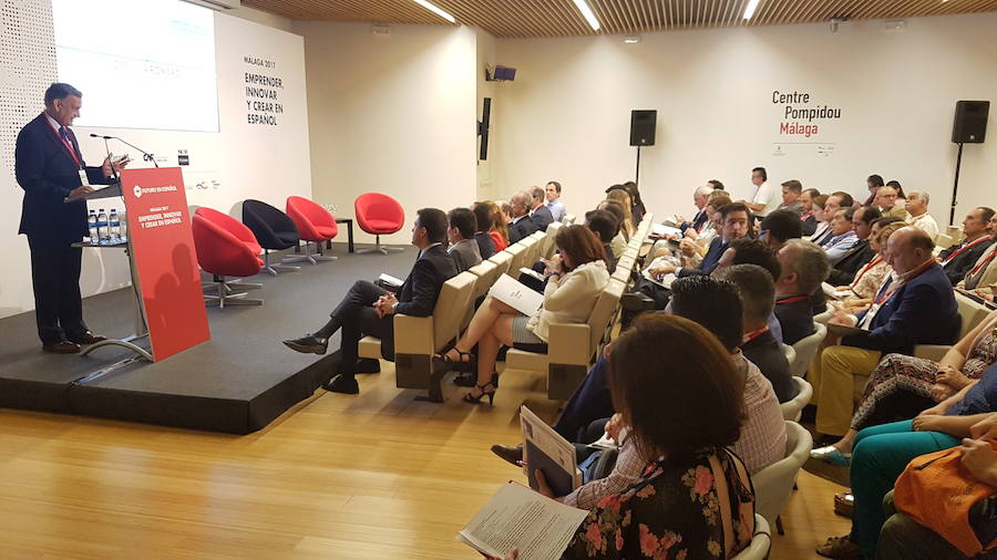 Málaga ha vuelto a ser la sede del foro Futuro en Español, una iniciativa de Vocento y CAF-Banco de Desarrollo de América Latina en el que se ha abordado el reto de innovar en Latinoamérica. 