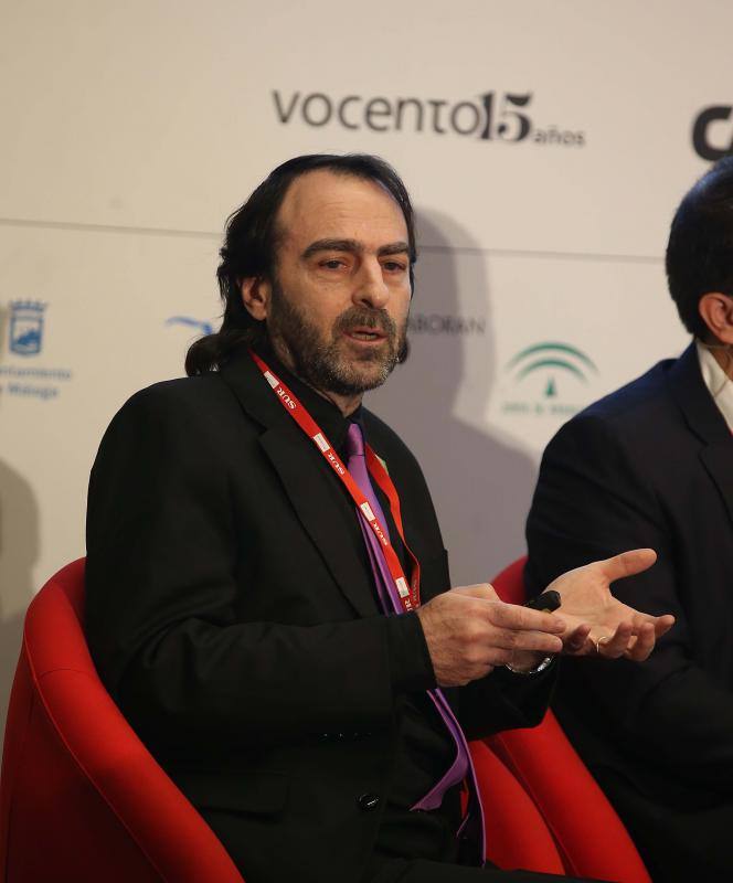 Málaga ha vuelto a ser la sede del foro Futuro en Español, una iniciativa de Vocento y CAF-Banco de Desarrollo de América Latina en el que se ha abordado el reto de innovar en Latinoamérica. 