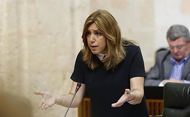 La presidenta, Susana Díaz, durante el debate. 