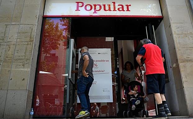 Sucursal del Banco Popular. 