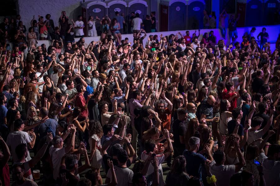 Público durante el conciderto de Sidonie.