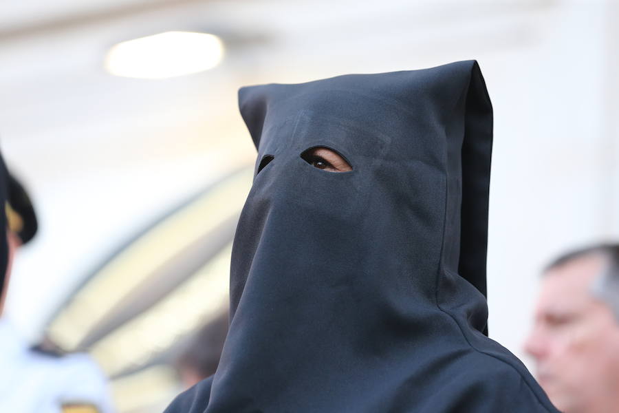 El acto se ha celebrado en la plaza de la Constitución al no poder hacerlo el Miércoles Santo