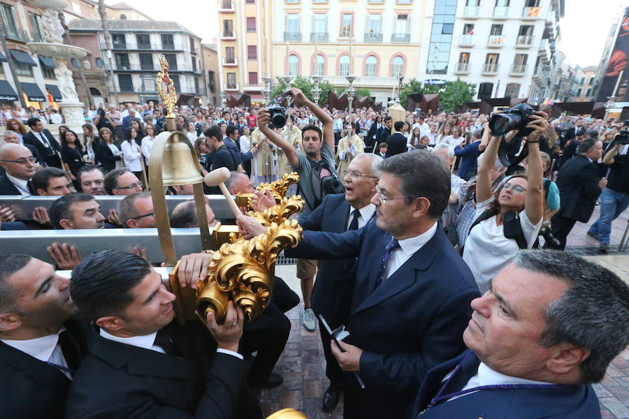 El acto se ha celebrado en la plaza de la Constitución al no poder hacerlo el Miércoles Santo