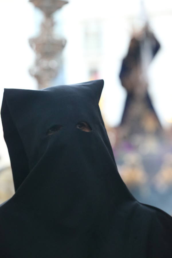 El acto se ha celebrado en la plaza de la Constitución al no poder hacerlo el Miércoles Santo