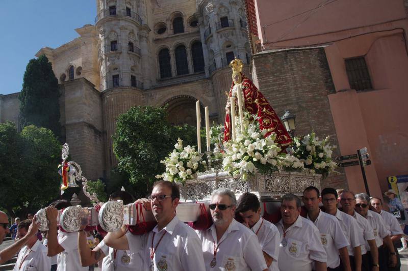 El templo acogió este domingo la primera misa tras los trabajos de reparación de su interior