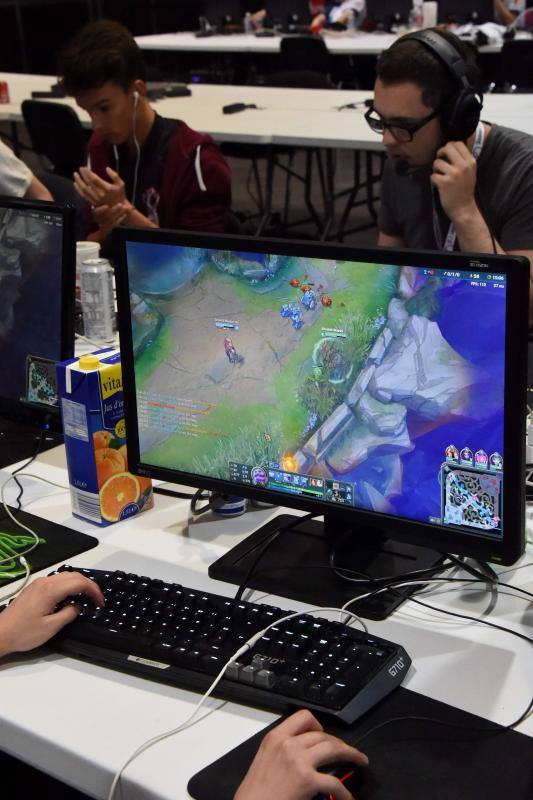 El &#039;Esports World Convention&#039; reúne a más de 200 jugadores profesionales de todo el mundo