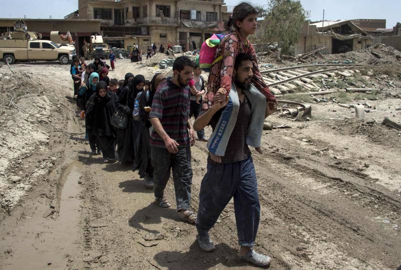 El califato arroja la toalla en Mosul y sus dirigentes han trasladado su centro de operaciones a Tal Afar, situada a 65 km de la capital.