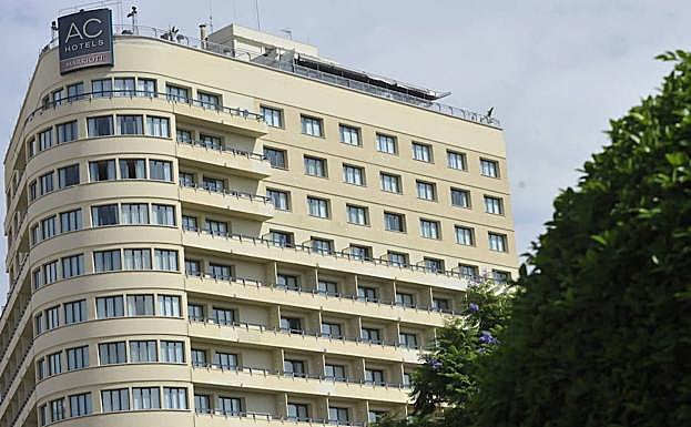 Vista del hotel AC Málaga Palacio.