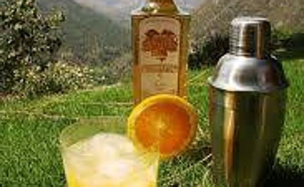 Con el aguardiente de chumbos se pueden hacer refrescantes cócteles.