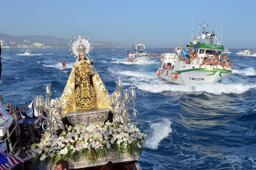 La patrona de los marineros procesiona por Torremolinos, Benalmádena, Fuengirola o Marbella, entre otras localidades de la costa occidental de Málaga. 