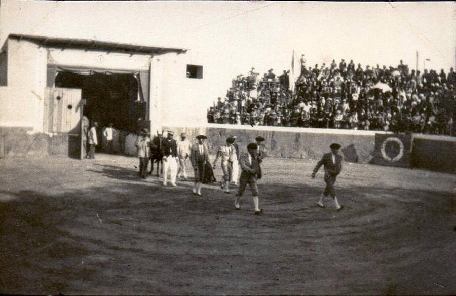 Un antiguo empleado de banca atesora momentos, lugares y personajes claves de la historia de Marbella desde finales del siglo XIX hasta nuestros días en un fondo compuesto por más de 40.000 fotos