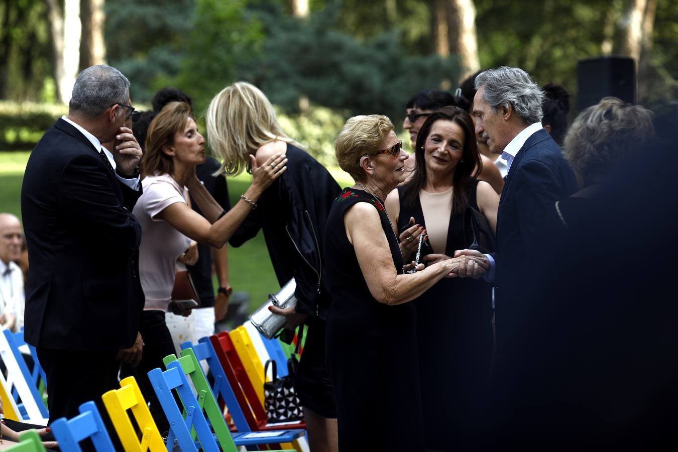 El mundo de la cultura se rinde al diseñador