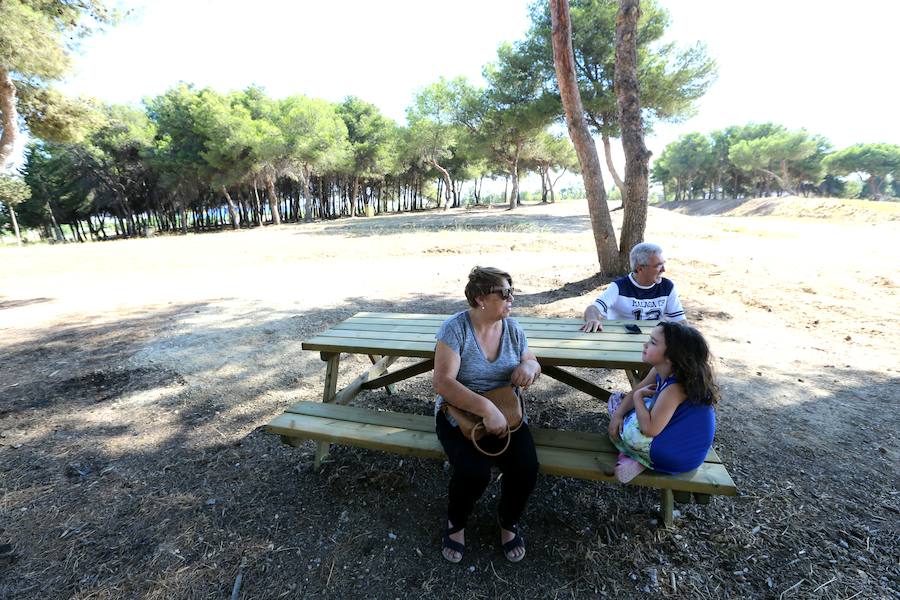 El recinto, que no contará con vigilancia, estará abierto las 24 horas y dispone de una veintena de mesas y papeleras para hacer picnic 