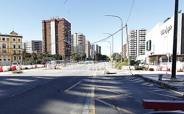 Obras del metro en el entorno de El Corte Inglés.