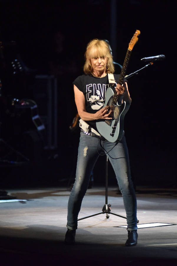 The Pretenders realizaron un despliegue musical capitaneado por el guitarreo descomunal de sus integrantes y, por encima de todo, de una Chrissie Hynde sexagenaria que recordó en Starlite por qué esta banda angloamericana comenzó a triunfar allá en los finales de los años 70.