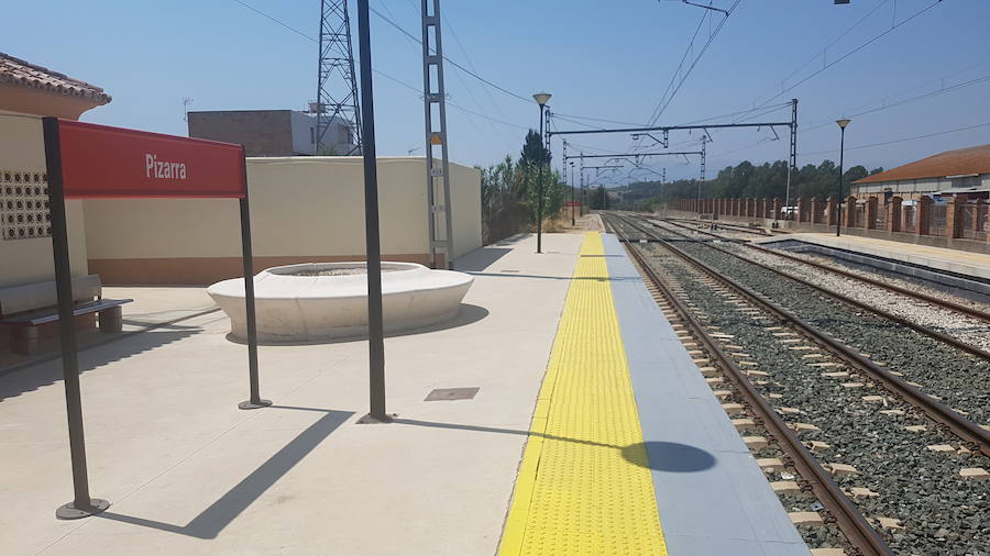 La menor ha sido hallada muerta en la vía del tren entre Pizarra y Alora, a unos 7 kilómetros del lugar donde se le perdió la pista