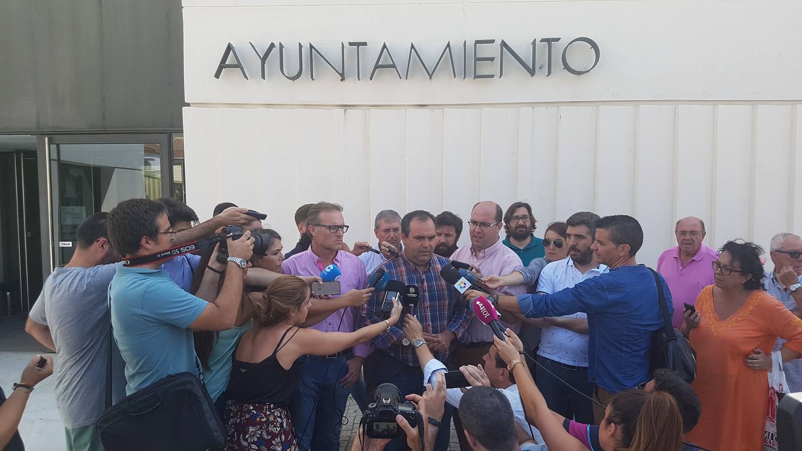 La menor ha sido hallada muerta en la vía del tren entre Pizarra y Alora, a unos 7 kilómetros del lugar donde se le perdió la pista