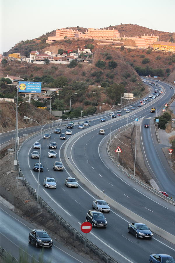 El tráfico más denso con posteriores retenciones se produjo en la zona oriental.