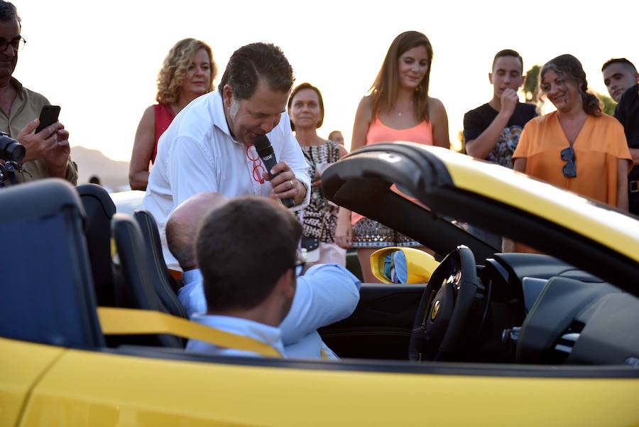 Coches de 2,3 millones de euros, el Mercedes ‘alas de gaviota’ de John Wayne o el Hispano-Suiza que encargó Alfonso XIII se dieron cita en el evento que Autobello celebró en Magna Marbella Golf.