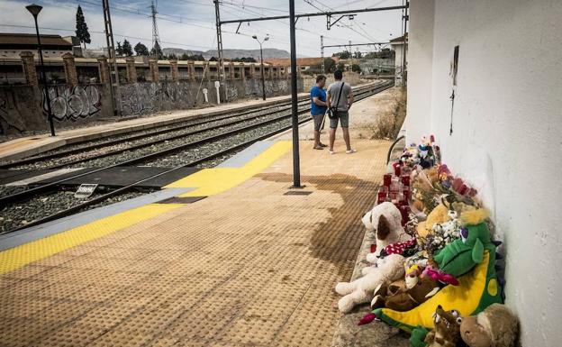 Imagen. Estación de Pizarra, donde desaparece la niña Lucía Vivar. 
