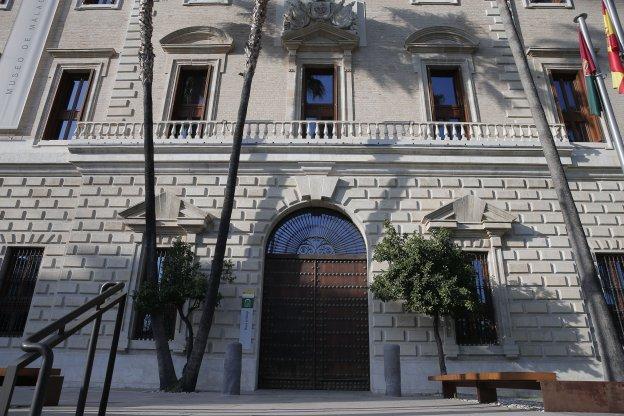 El Museo de Málaga permanece cerrado las tardes de verano, desde el 16 de junio y hasta el 15 de septiembre. 