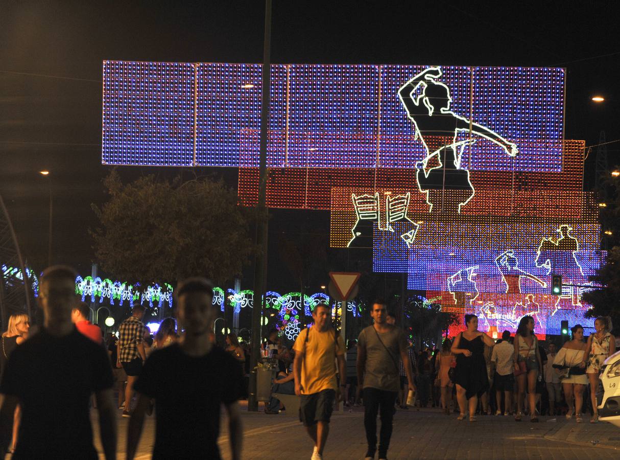 El Cortijo de Torres se encendió para recibir a la Feria de Málaga